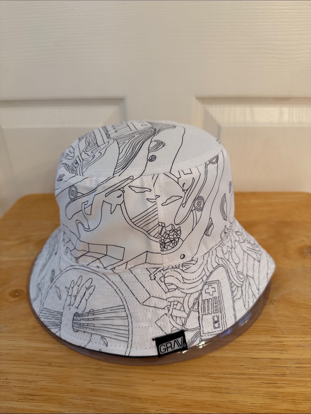 GRAV White/Black Reversible Graphic Bucket Hat